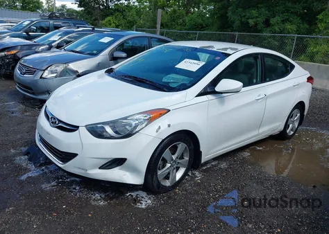 2013 Hyundai Elantra Gls z USA, uszkodzony, nr VIN 5NPDH4AE6DH398335